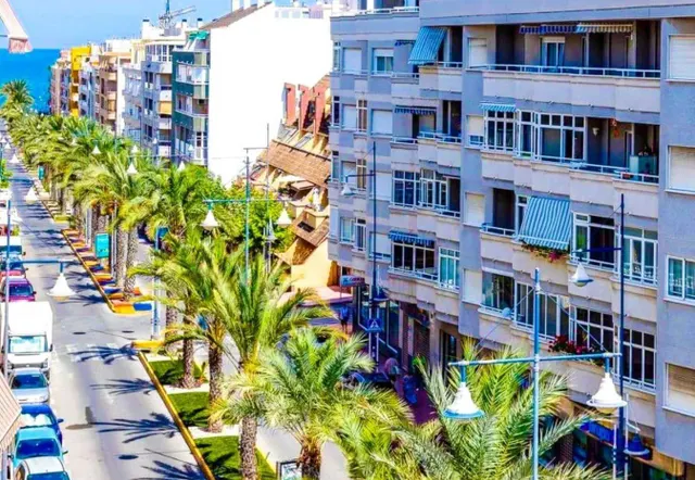 PRECIOSO APARTAMENTO A UNOS PASOS DE TODOS LOS SERVICIOS Y DE LA PLAYA — 17