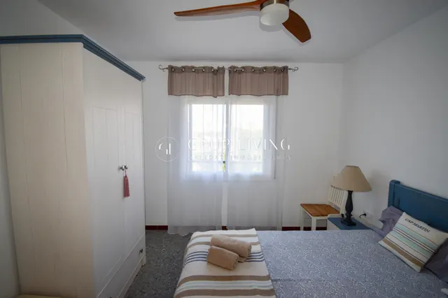PISO LUMINOSO CON TERRAZA Y VISTAS DESPEJADAS EN SITGES — 24