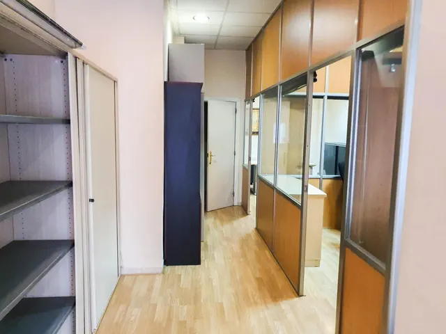Local comercial en alquiler en el centro de Esparreguera — 17