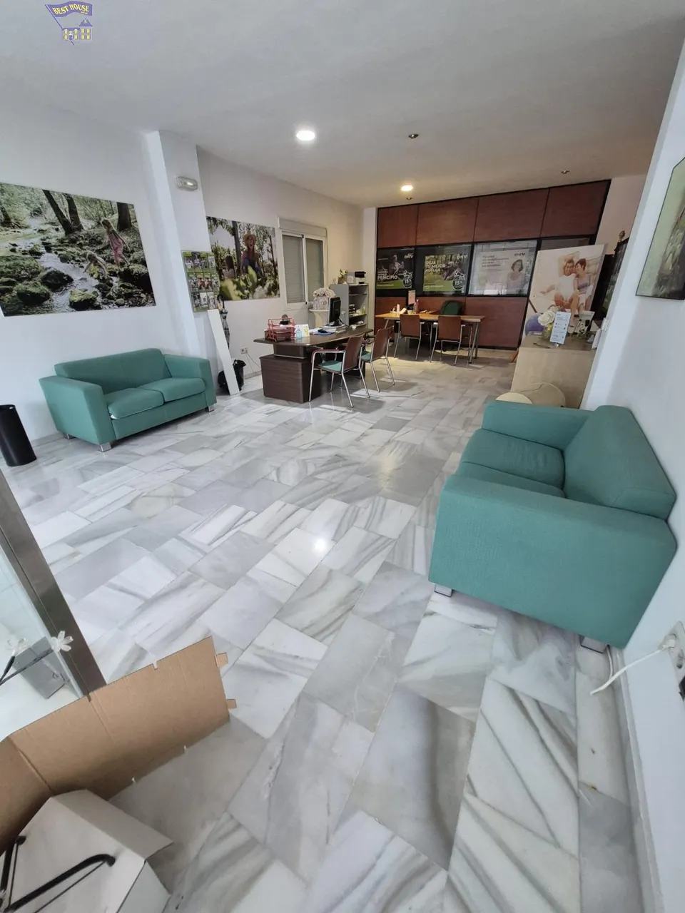SE VENDE LOCAL COMERCIAL EN ZONA CERCANO A CENTRO