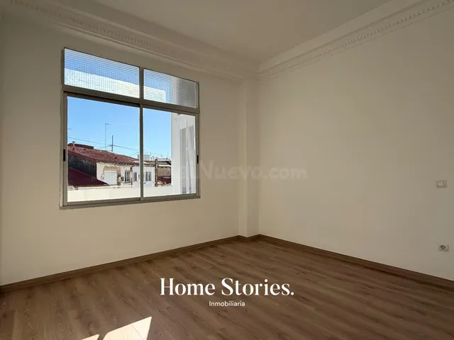 Piso 4 habitaciones 110m² en alquiler - Arrancapins - foto 2