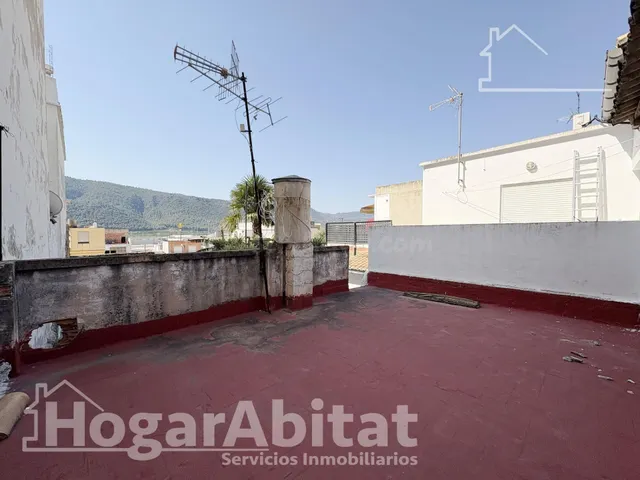 ¡VISTAS A LAS MONTAÑAS! CASA ECONÓMICA PARA REFORMAR, CON TE - foto 3