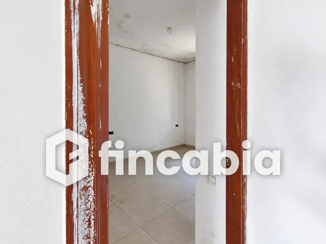 Casa independiente para reformar con jardín y garaje en Maçanet de la Selva — 38