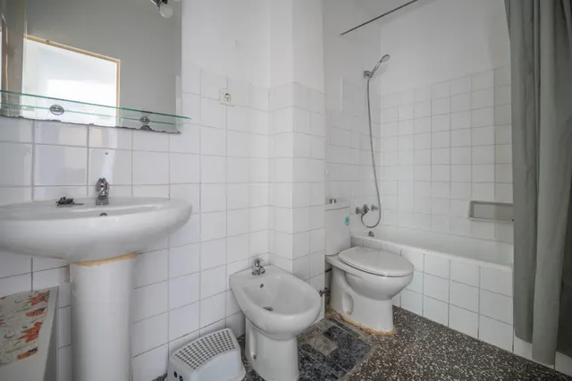 Piso junto a Trafico. Ideal inversión — 36