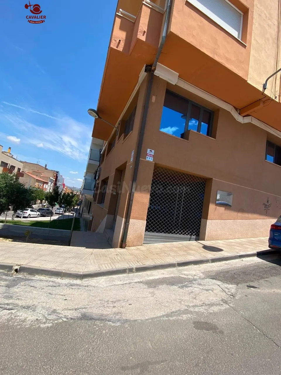 Local de 165m2 en 2 plantas en el Corazón de Binefar, Huesca