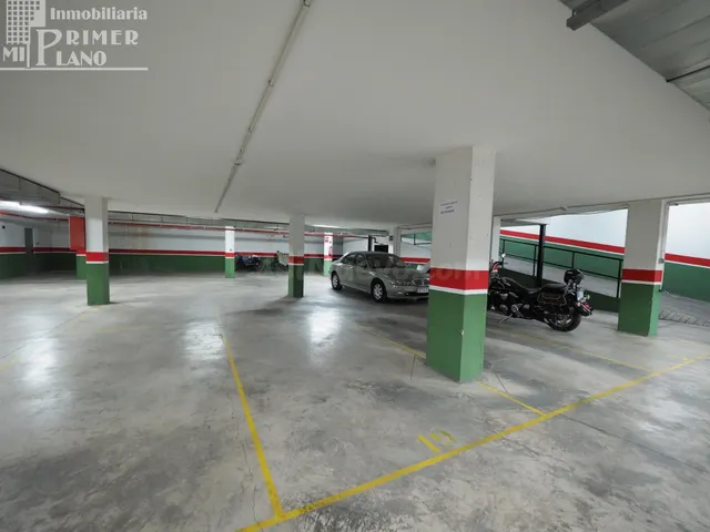 Plaza de garaje en venta junto a c/Emilio Castelar, de 14 m2 - foto 2