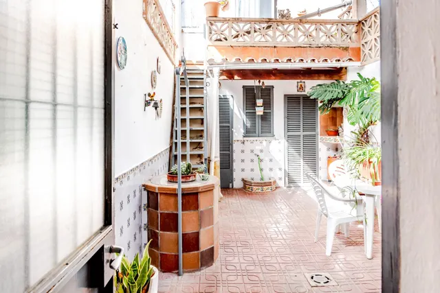 Casa con caracter  Mallorquín en el Corazón de Palma — 28
