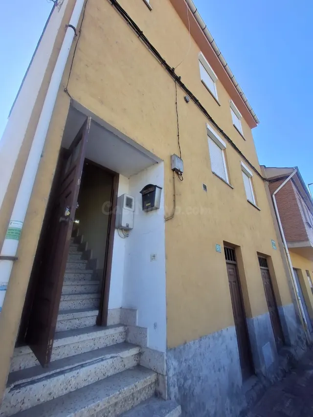 Gran oportunidad Casa en Santalla con 8 habitaciones