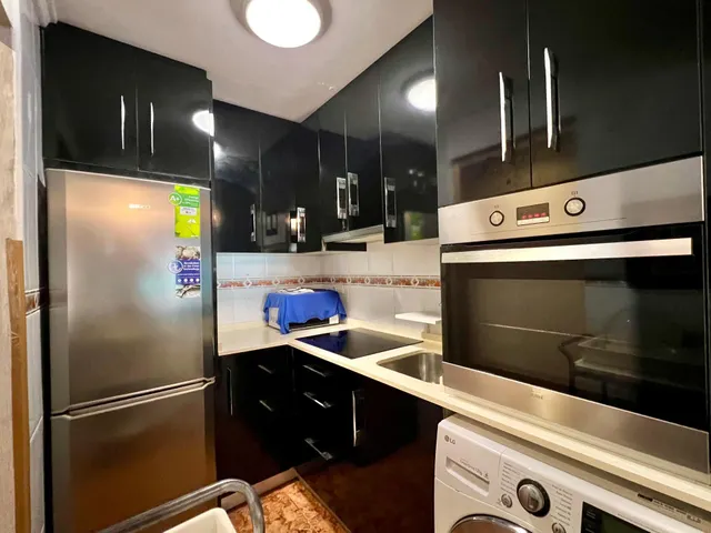 APARTAMENTO DE 3 habitaciones, TODO EXTERIOR, RODEADO DE TODOS LOS SERVICIOS A TAN SOLO 450mts DEL MAR — 20