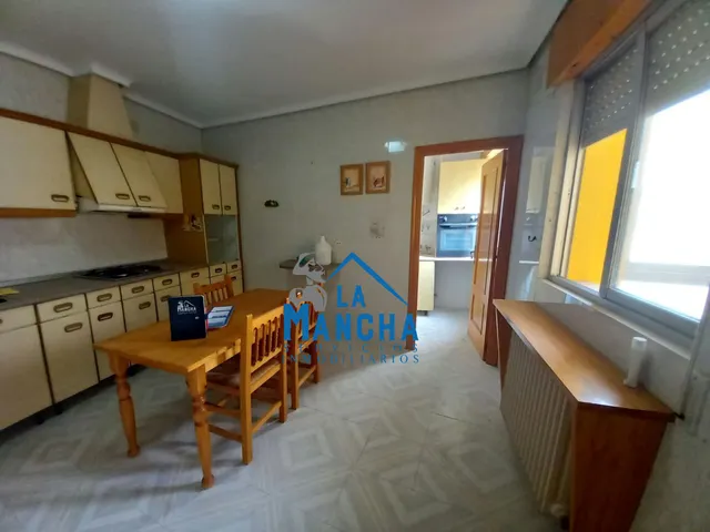 *95.000€* inmobiliaria la mancha vende preciosa casa de 3 habitaciones en el pueblo de Barrax ( Albacete ). — 31