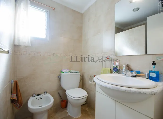 Ref. 04407.- Chalet con dos viviendas independientes, piscina y amplia parcela en Corral de Papel – Llíria — 20