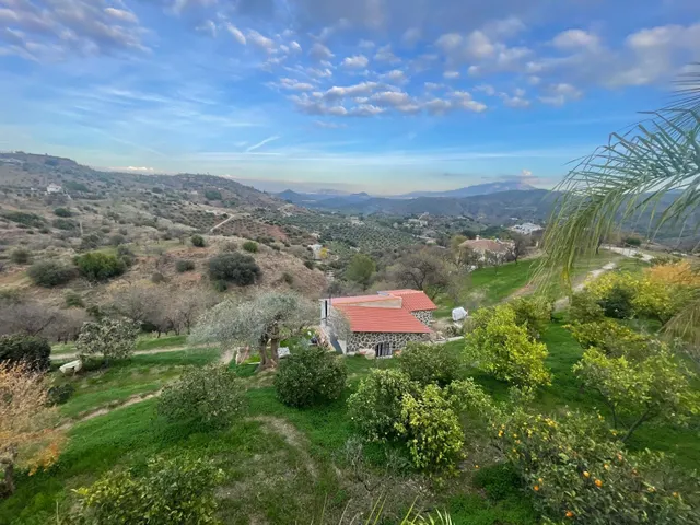PRECIOSA FINCA RUSTICA CON ESPECTACULARES VISTAS — 3