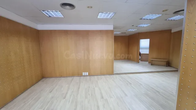 Local comercial en Óvalo Santa Paula - foto 2