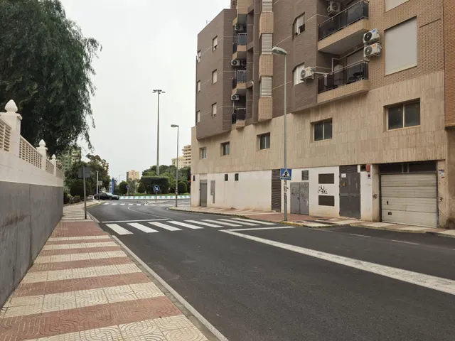 Local en basto en alquiler en Aguadulce - foto 2