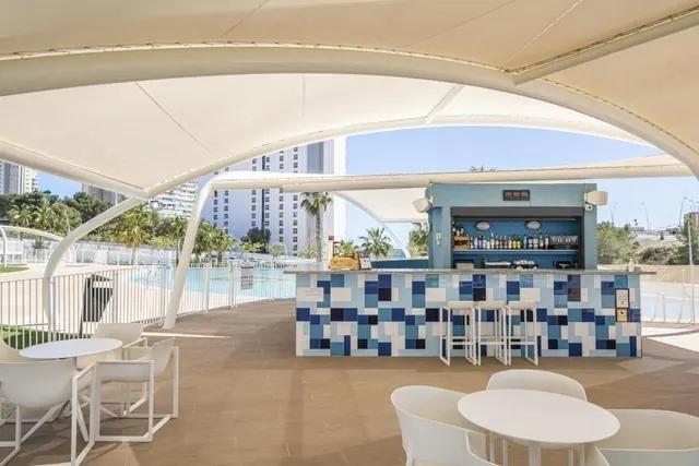 Increible piso de lujo en moderna residencial Sunset Waves. — 35