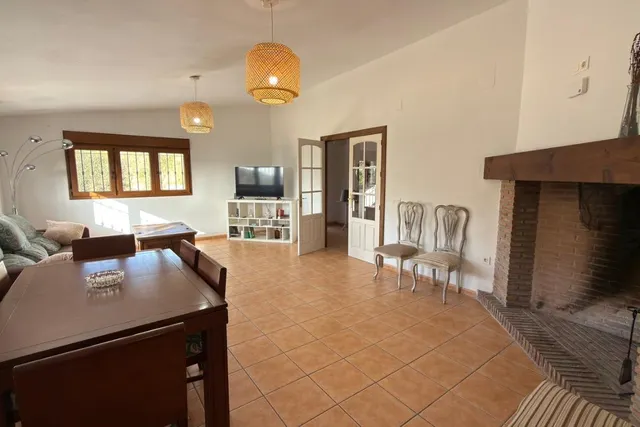 Villa de alta calidad con cuatro dormitorios, piscina privada y vistas al campo cerca de Alhama de Granada — 17