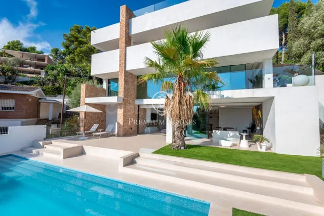 Espectacular villa de excelente construcción a la venta en l