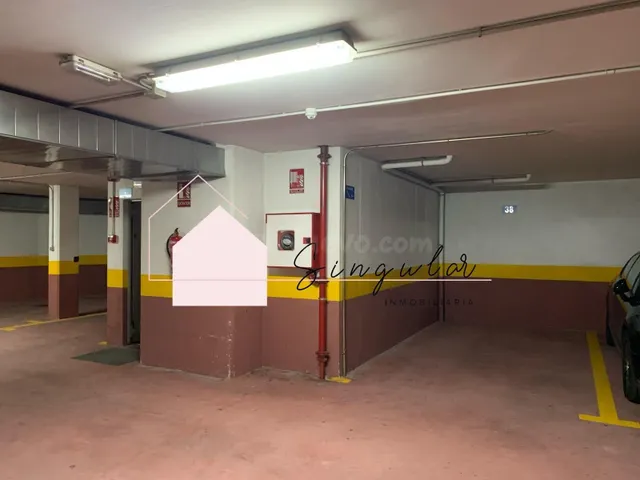 ALQUILER PLAZA DE GARAJE EN RÚA CRUCEIRO - foto 4
