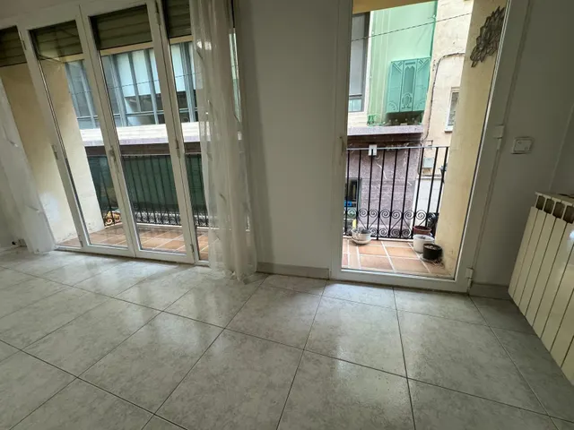PISO CÉNTRICO DE 2 habitaciones EN MANRESA — 7