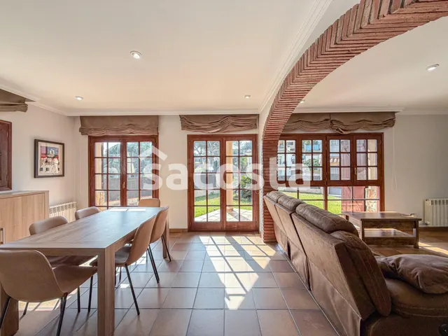 Exclusiva casa con sol todo el día, eficiencia energética en - foto 3