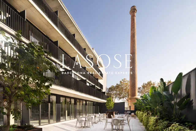 Precioso studio en un lujoso coliving a pocos metros de la playa de Bogatell — 17