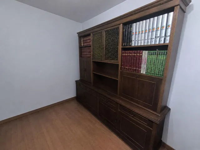 PISO CON PARQUING Y TRASTERO EN VENTA — 24