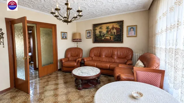 Casa 5 habitaciones 245m² en venta - Parte baja — 11
