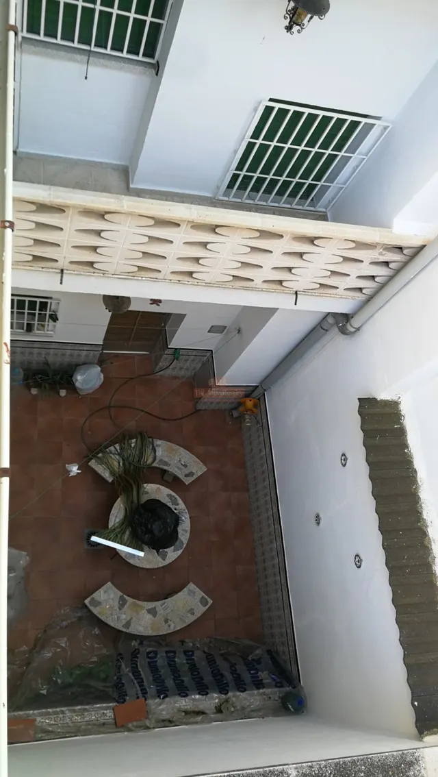 SORPRENDENTE...SE VENDE CASA DE LUJO INDEPENDIENTE, CON LOCAL, A 3 MINUTOS DEL CENTRO DE ALBACETE — 43