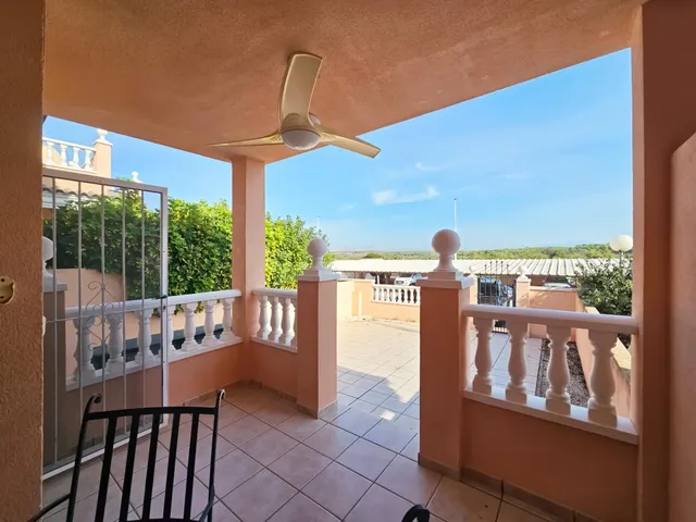 Urb. Mediterraneo - Bungalow con piscina y parking , cerca del mar, frente al parque  Natural Clot de Galvany — 7