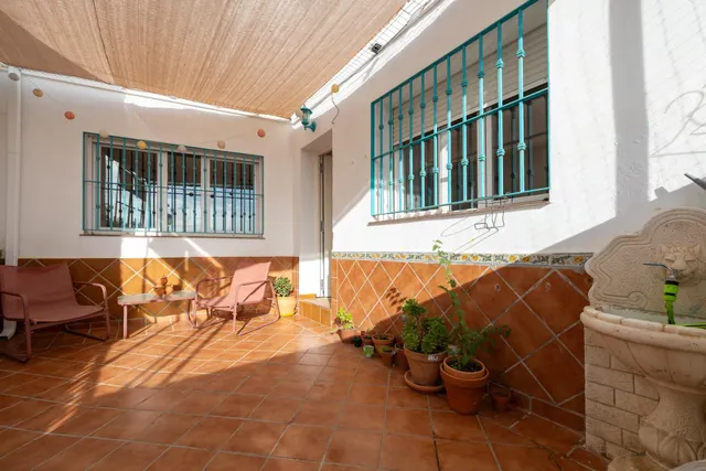 ¡Tu hogar soñado te espera en esta espectacular casa reformada! — 7