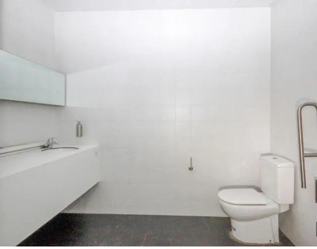 LOCAL EN VENTA EN CERDANYOLA DEL VALLÈS — 10