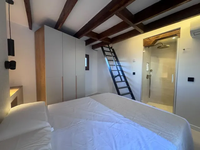 Exclusiva vivienda exterior a estrenar junto a la Puerta del Sol — 19