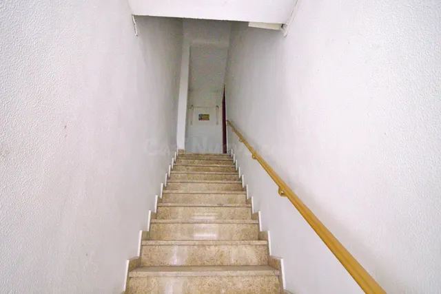ENTRESUELO COMERCIAL - foto 3