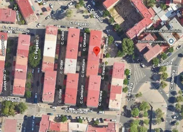 SE VENDE PISO OKUPADO en Calle CARENA Sevilla (Sevilla) - foto 3