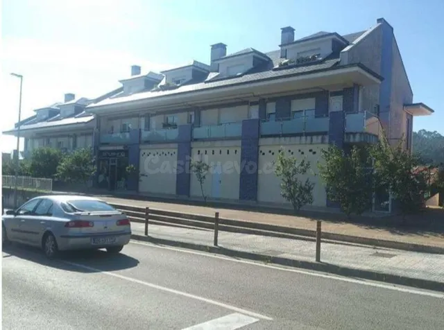 Local comercial 132m² en venta - Mortera - foto 3