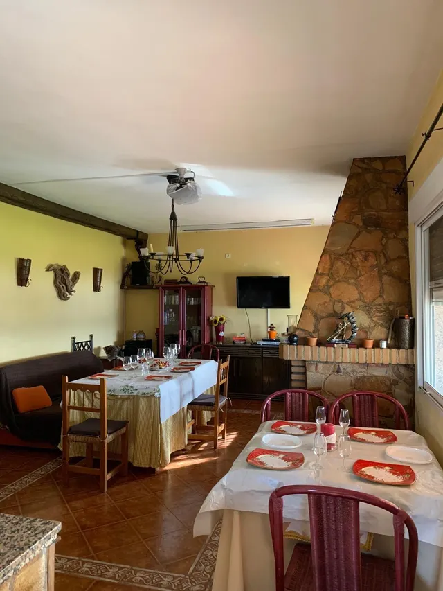 VIVIENDA CON VISTAS LAGO SIERRA BOYERA — 7