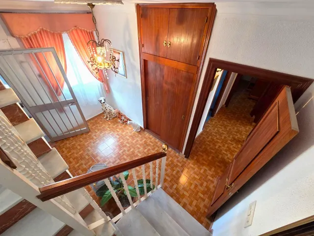 GRAN CASA DE TRES PLANTAS, 5 DORMITORIOS, TERRAZAS Y GARAJE EN CHICLANA DE LA FRONTERA — 34