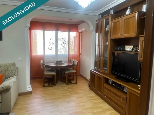 Exclusiva vivienda totalmente reformada y amueblada en Plaza