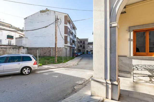 LOCAL JUNTO AYUNTAMIENTO DE ALBOLOTE — 6