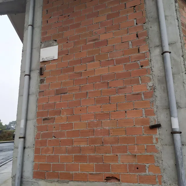 SE VENDE LOCAL COMERCIAL EN SILLEDA — 22