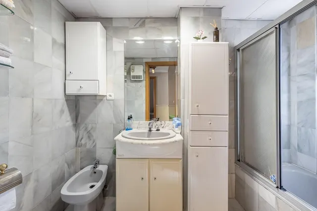 VIVIENDA con encanto en PALACIO DE DEPORTES — 24
