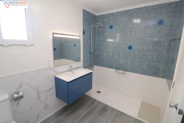Piso reformado con garaje en venta en Sagunto – barrio de santa ana. 3º piso sin ascensor. — 24