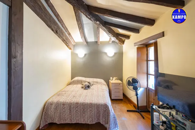 Se vende piso con encanto en la parte vieja de Irun — 15