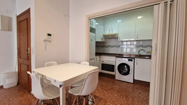 Estupendo piso amueblado en el corazón de Valencia — 14