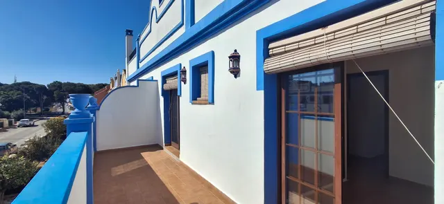 PRECIOSO DÚPLEX ADOSADO ESTILO MEDITERRÁNEO — 39