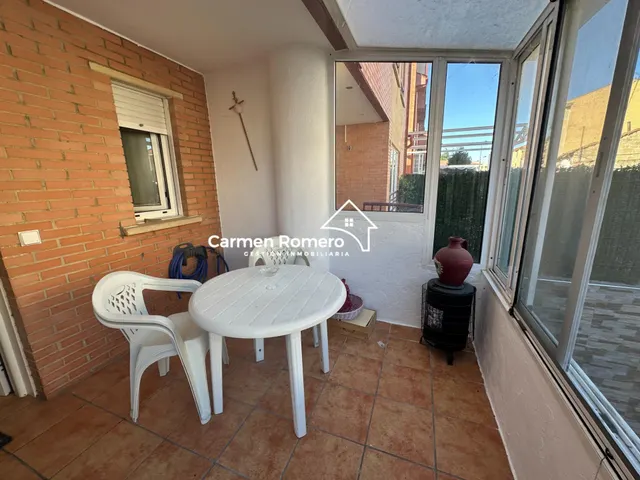ADOSADO EN VENTA  EN VILLAMAYOR. URB. PIEDRA DORADA — 7