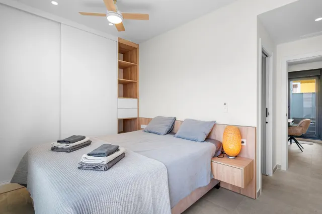 Casa 3 habitaciones en venta - Zona Pueblo — 24