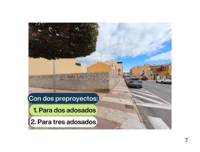 Excepcional Terreno Urbano en Roquetas de Mar con Proyecto P