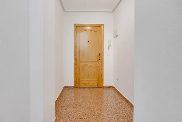 4 Dormitorios 2 baños  vivienda grande — 9
