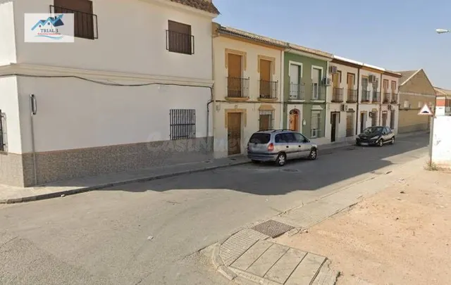 Venta casa adosada en Puente Genil (Córdoba) - foto 2
